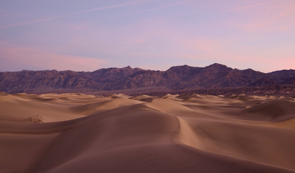 The sand dunes of Mesquite Flats in Death Valley, taken during a Muench workshop